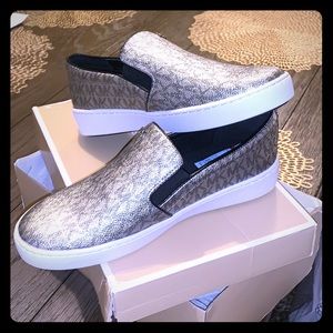 New Micheal Kors Keaton slip shoes